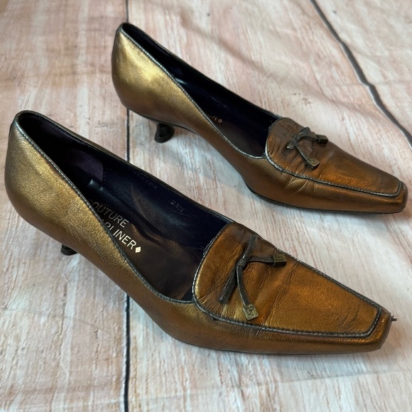 Donald J Pliner 6.5M “Matea” Bronze Metallic Kitten Heels Made Italy - Picture 2 of 9